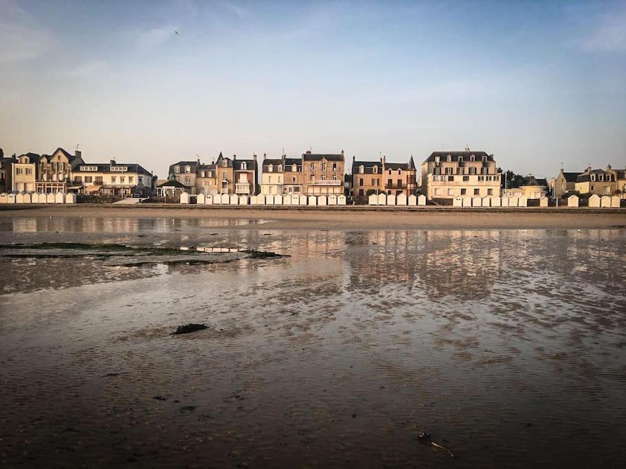 La Baleine Bleue Lejlighed Saint-Aubin-Sur-Mer  Eksteriør billede